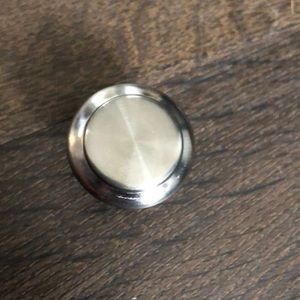 Pack of 30 kitchen knobs